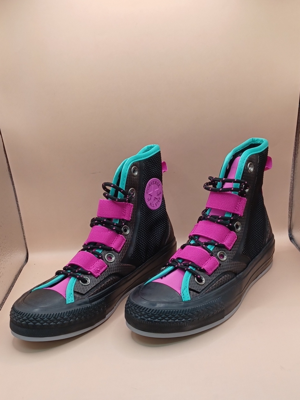 Converse Chuck 70 Tech Hiker High Top GS Sneaker-Black/Blue/Magenta Youth Size 4